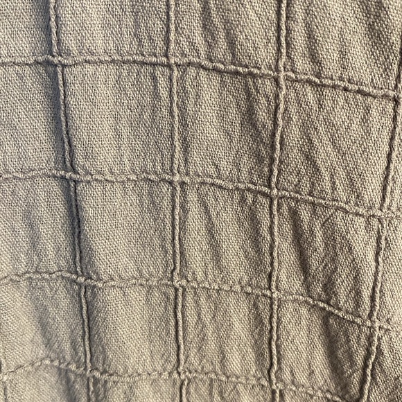 Shirt and skirt set. Elastic in waist is no longer stretchy
Price reduced - Picture 5 of 11